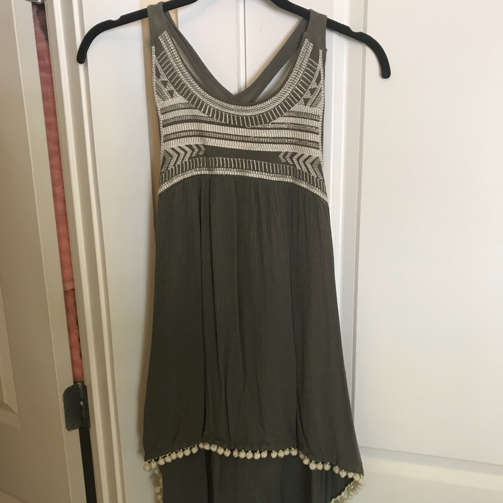 Sleeveless olive dreen shift dress